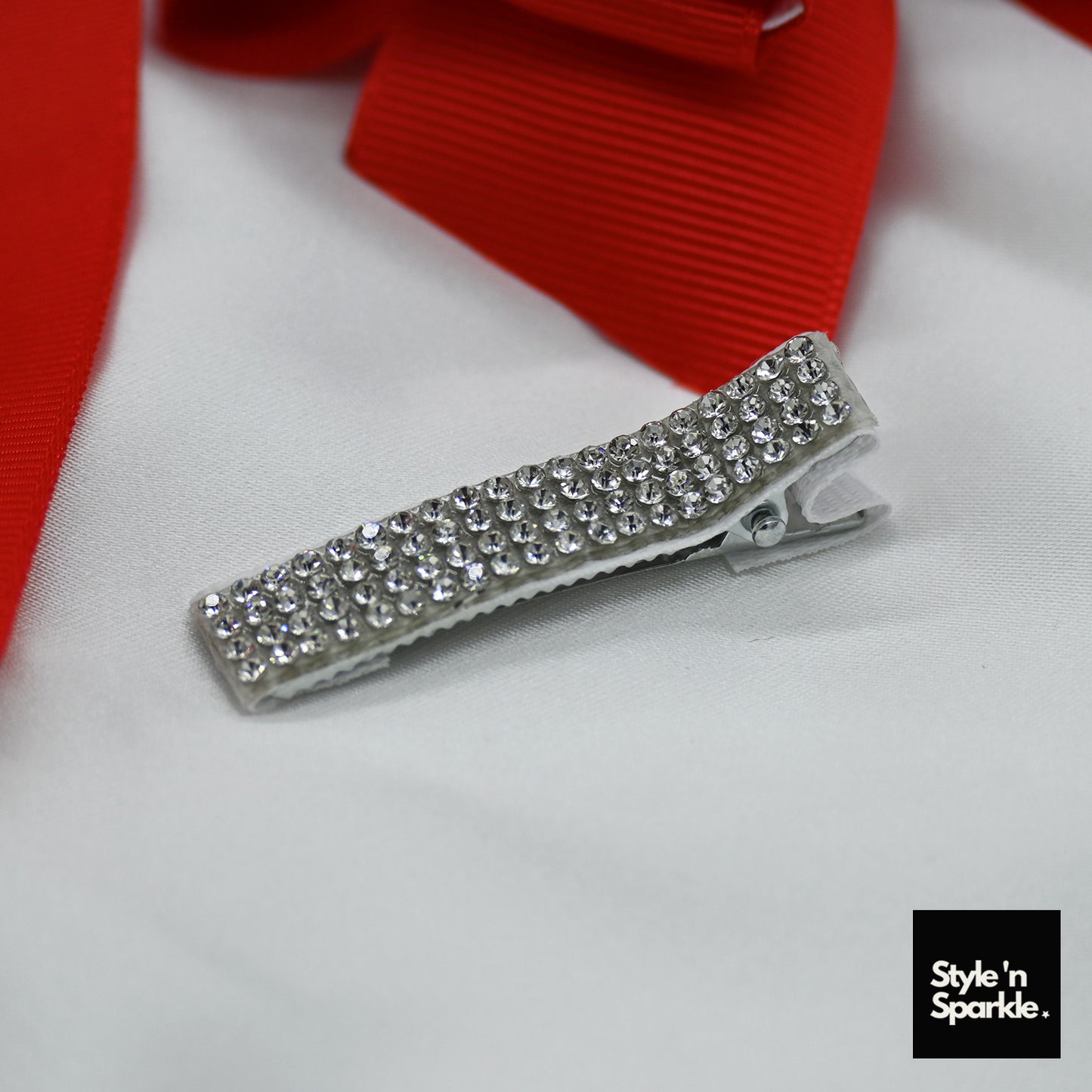 Christmas-inspired Red Ribbon Kids Gift Bag